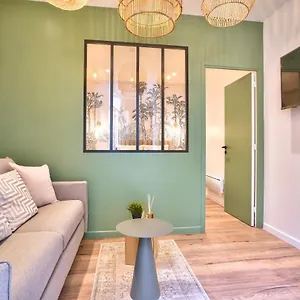 New Eiffel Tour ! Splendid In The Heart Of Appartement