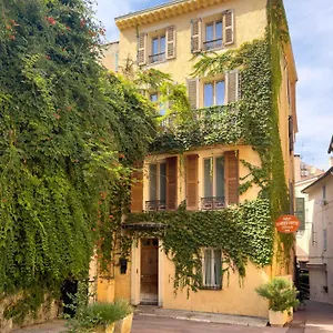 Apartment Charming House